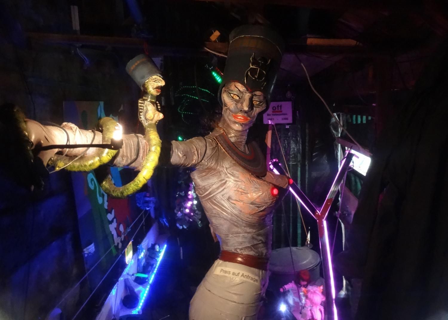 SYLVETTE  NICK
Bilder und Objekte