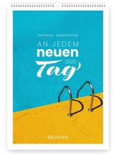 Ein Kalender für das Jahr 2025 mit der Abbildung eines Schwimmbades auf dem Cover.