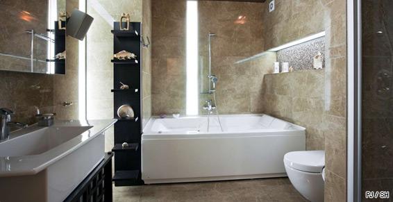 Le plombier Blaquière transforme la douche en baignoire à St-Affrique