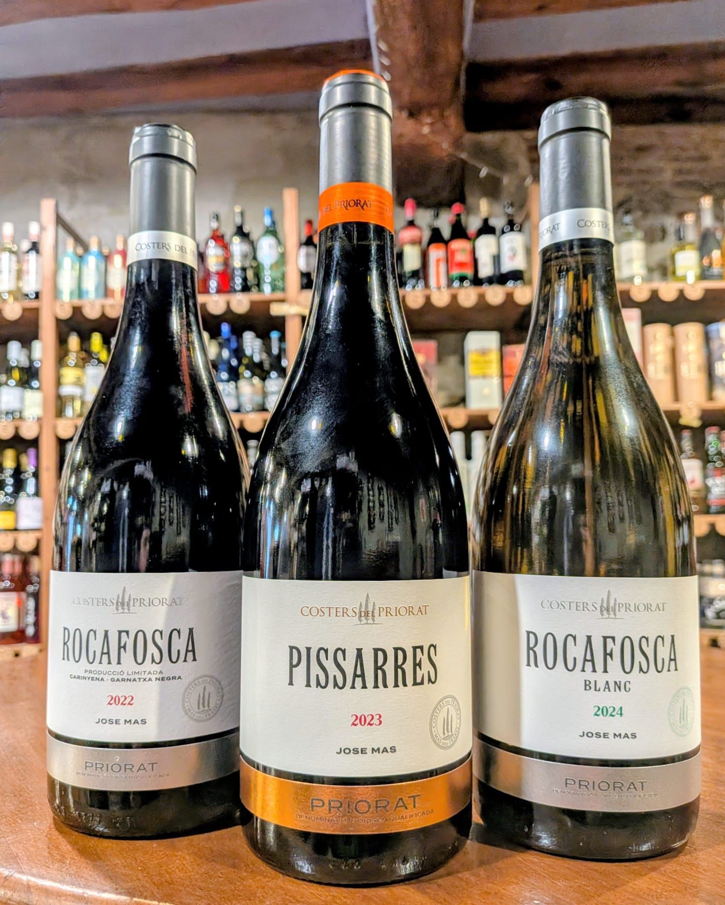 Tres botellas de vino del Priorat, Rocafosca y Pissarres
