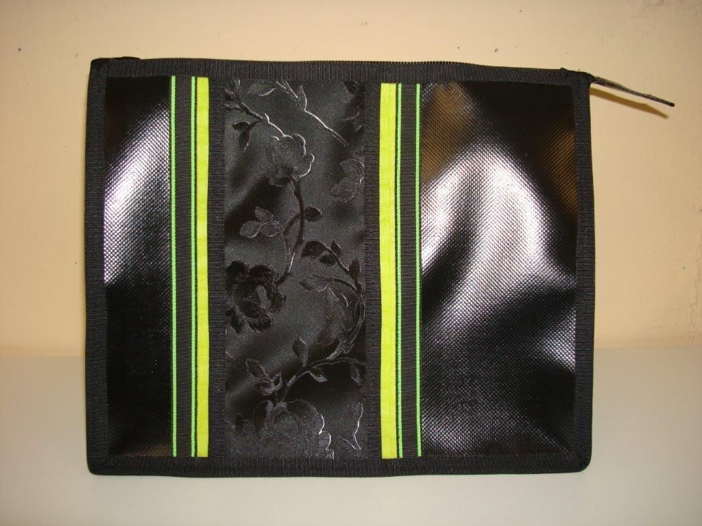 Necessaire - riedland.ch in Tuggen