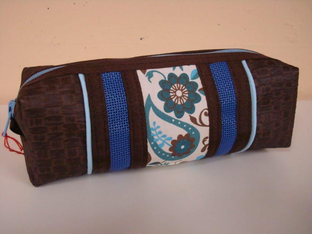 Etui - riedland.ch in Tuggen