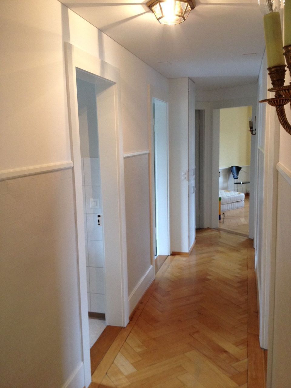 Bemalter Flur, Arbeit der Malerei Lampert