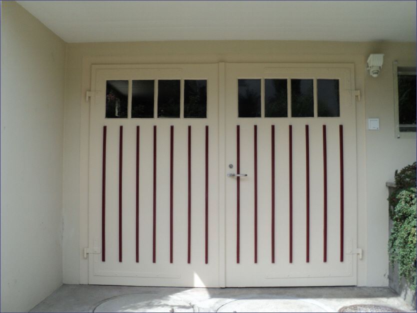 Bemalte Tür, Arbeit der Malerei Lampert