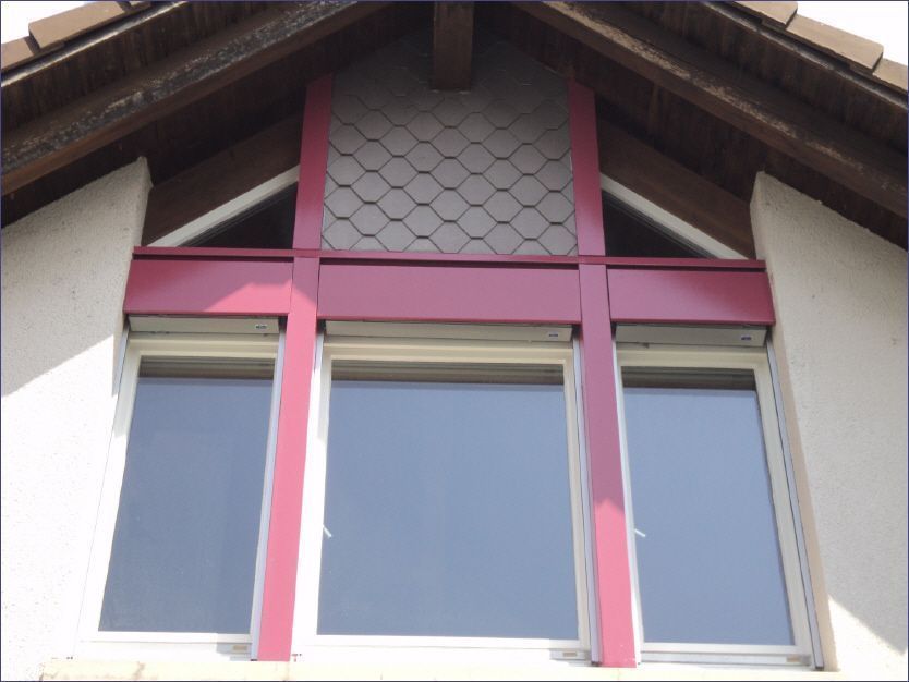 Hausfassade, Arbeit der Malerei Lampert