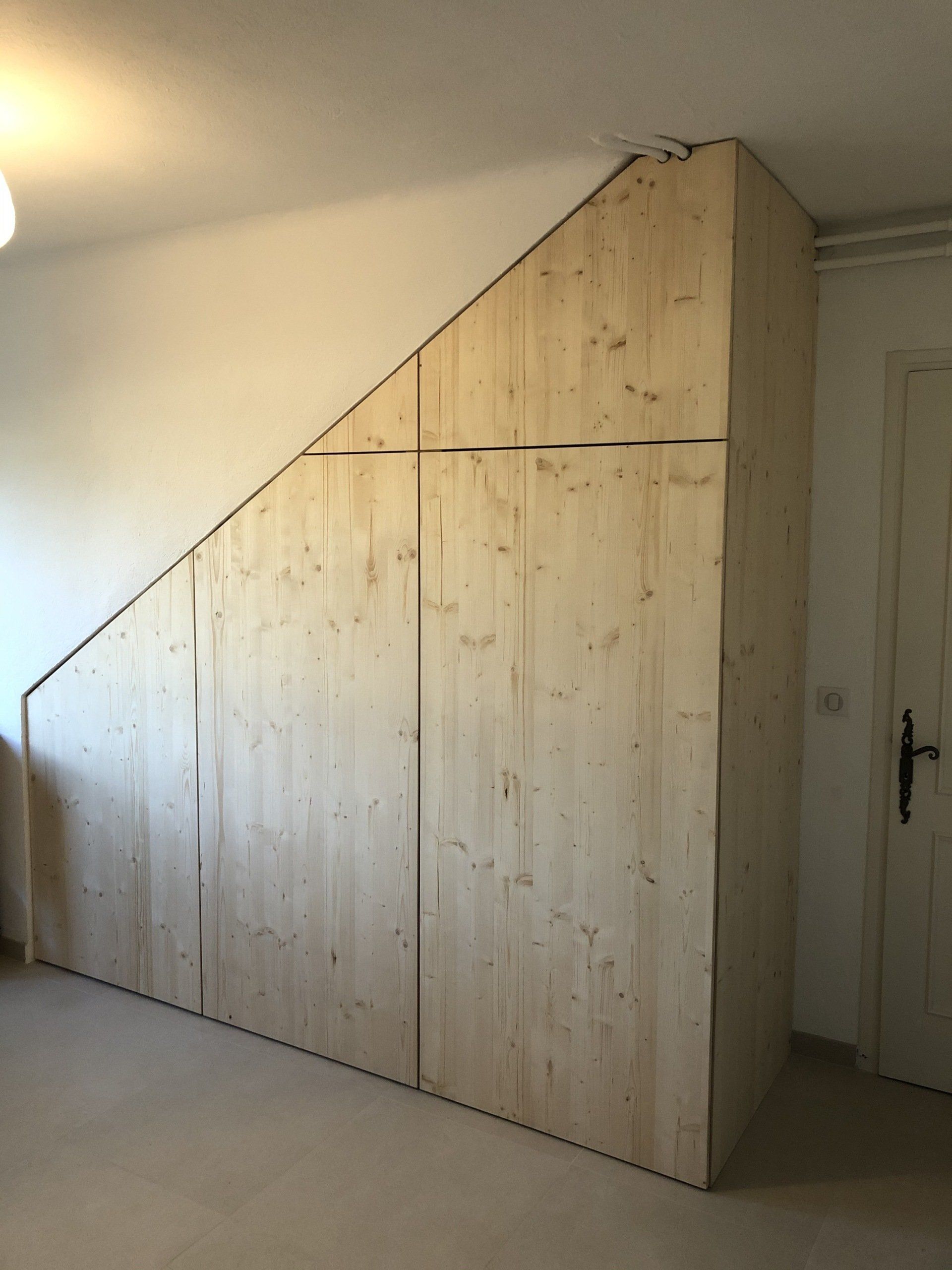 Aménagement sous escalier