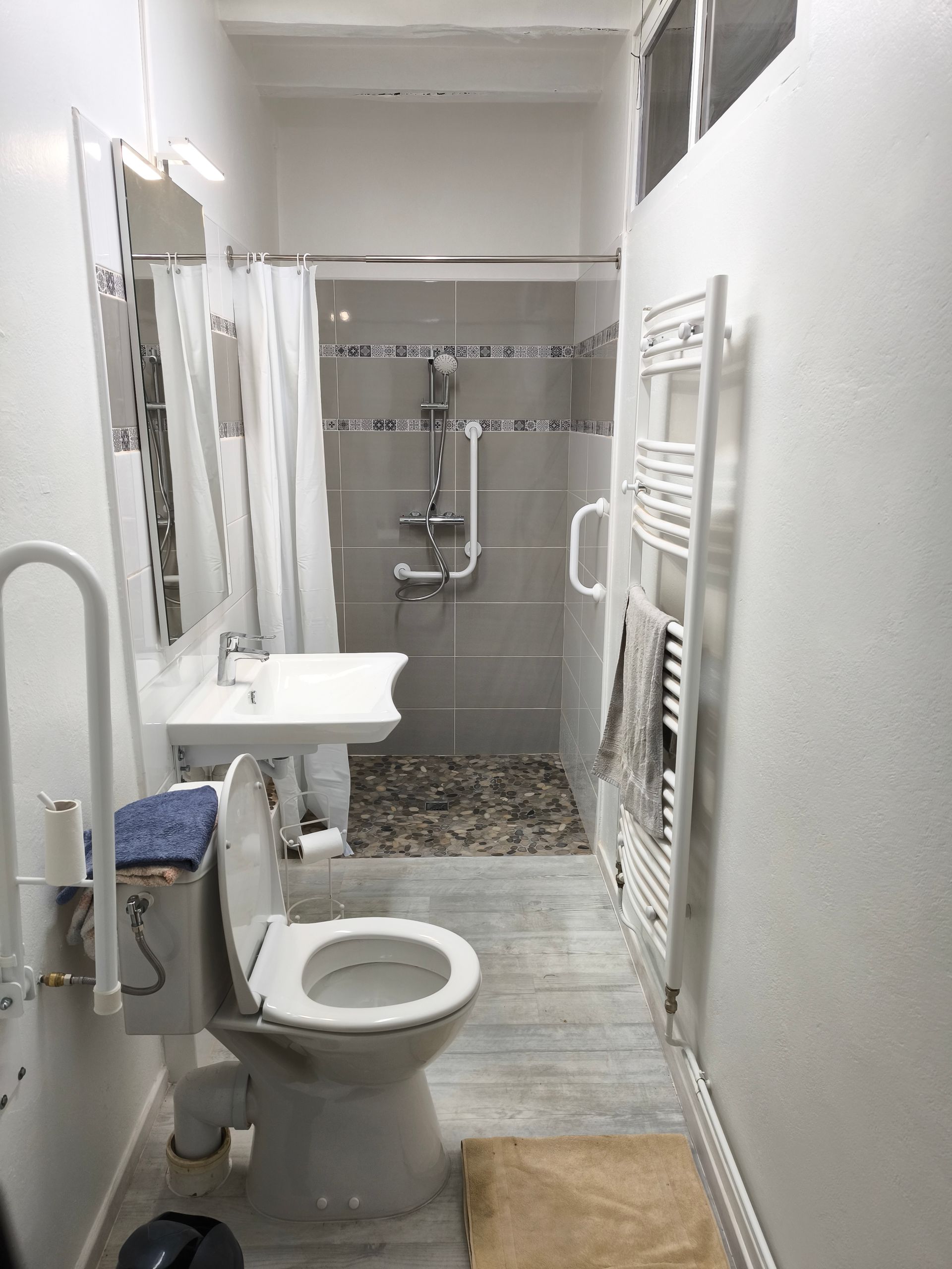 Salle de bain Personne mobilité réduite