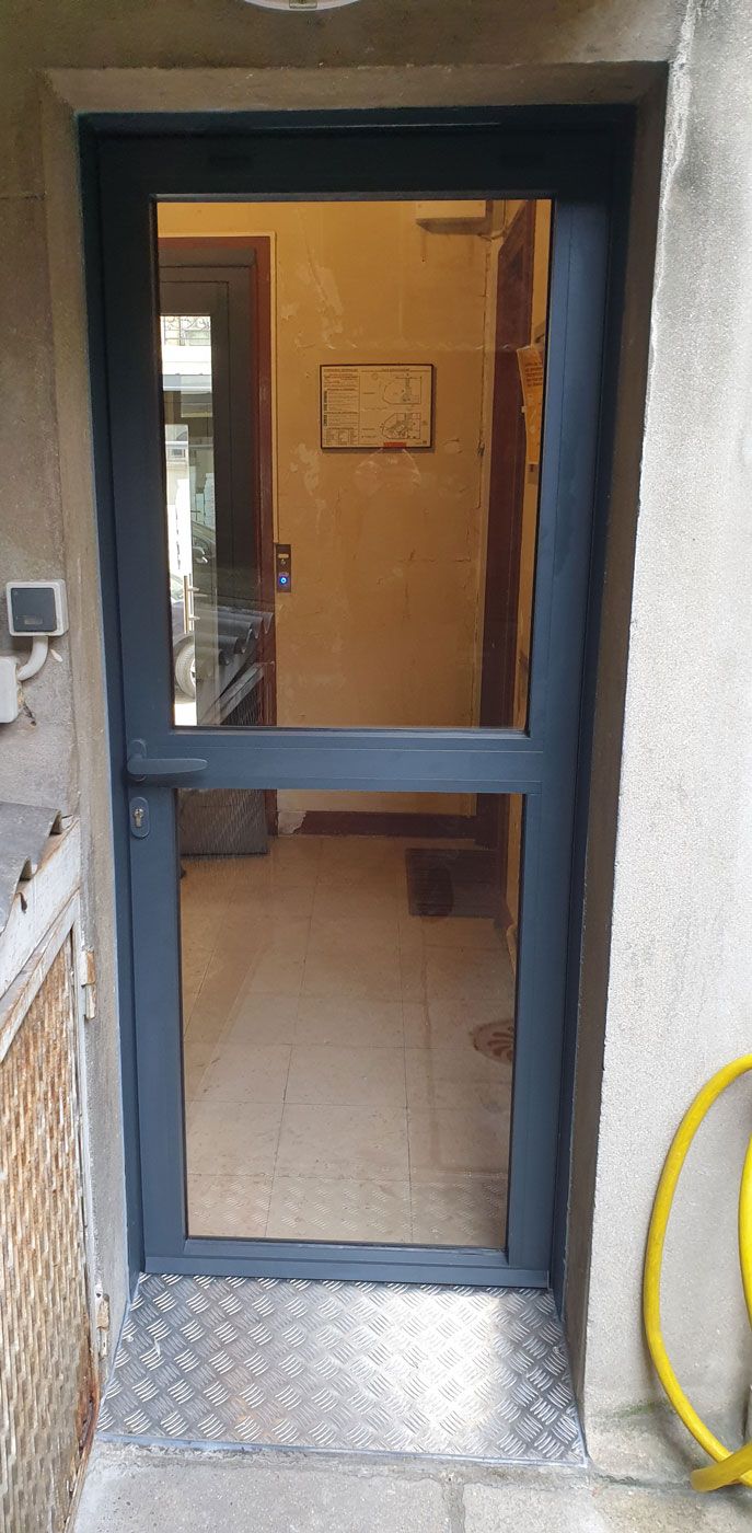 Porte simple anthracite