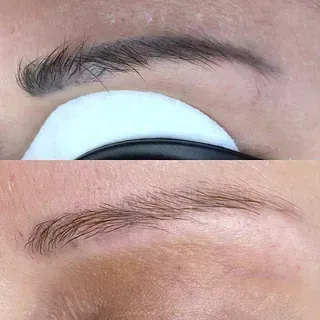 Una foto de antes y después de las cejas de una mujer.