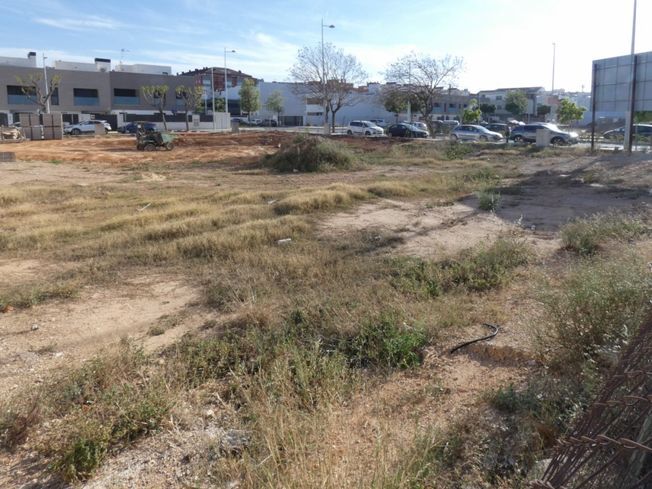 Un cartel al costado de la carretera dice Nova