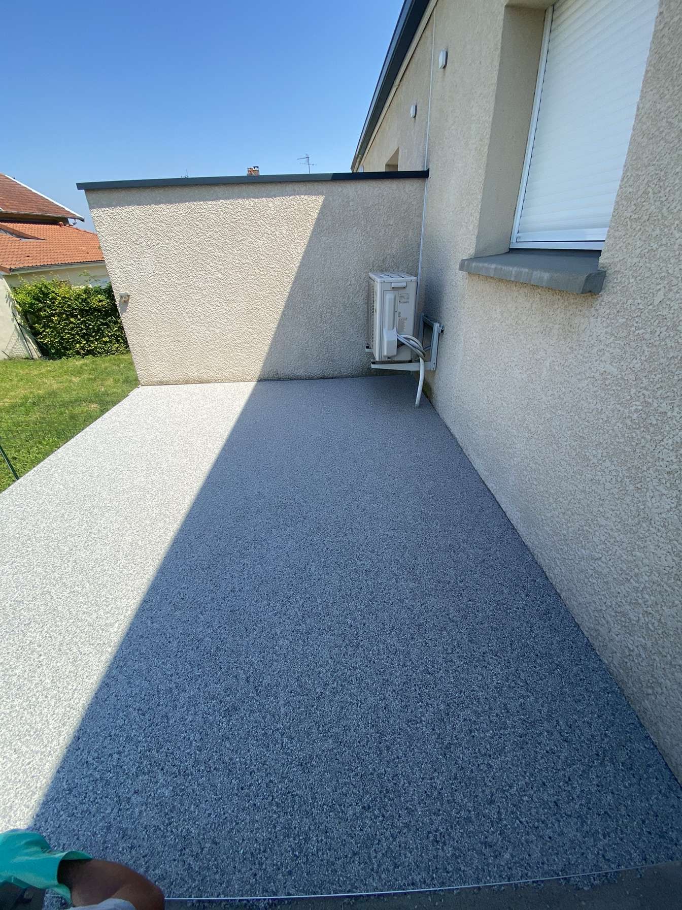 Terrasse en moquette de pierre