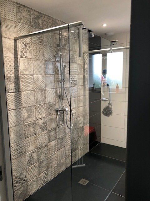 Pose de douche et meuble