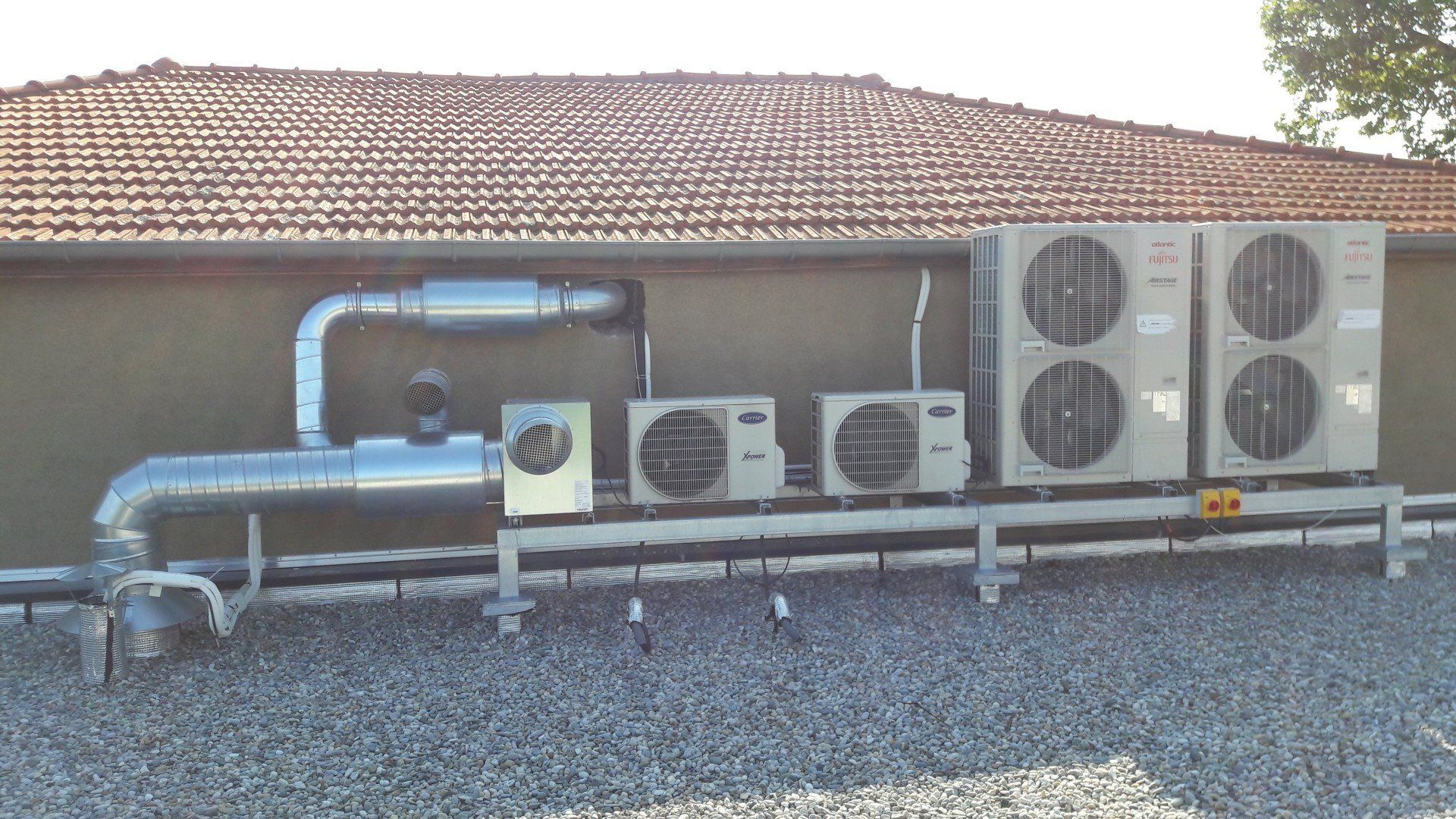 Pose de groupe de climatisation