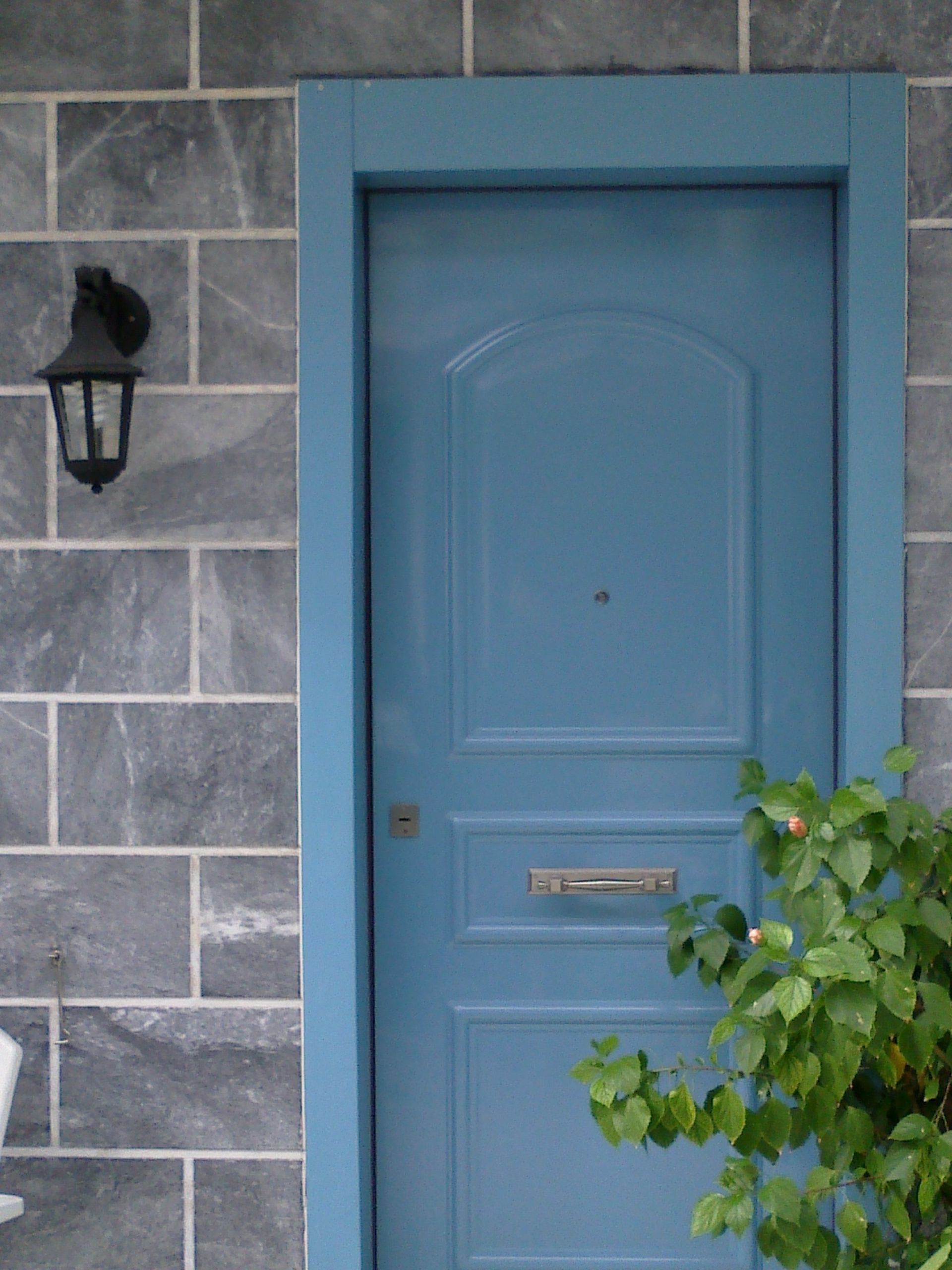 ΜΕ ΕΠΕΝΔΥΣΗ ΑΛΟΥΜΙΝΙΟΥ