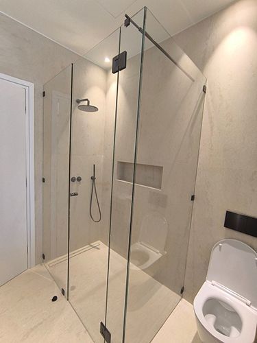 Τζάμια - Ντουζιέρες - Καμπίνες Μπάνιου – Διπλά Τζάμια - Ενεργειακά Τζάμια - Καθρέπτες - Κρύσταλλα ARIS GLASS