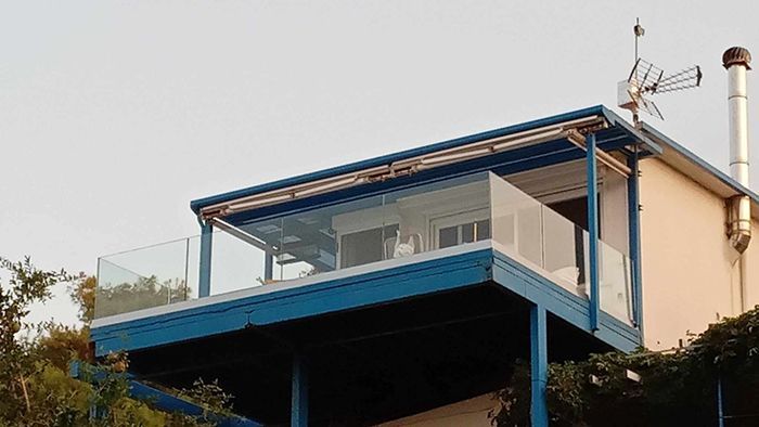 Τζάμια - Ντουζιέρες - Καμπίνες Μπάνιου – Διπλά Τζάμια - Ενεργειακά Τζάμια - Καθρέπτες - Κρύσταλλα ARIS GLASS