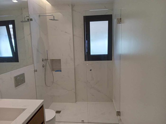 Τζάμια - Ντουζιέρες - Καμπίνες Μπάνιου – Διπλά Τζάμια - Ενεργειακά Τζάμια - Καθρέπτες - Κρύσταλλα ARIS GLASS