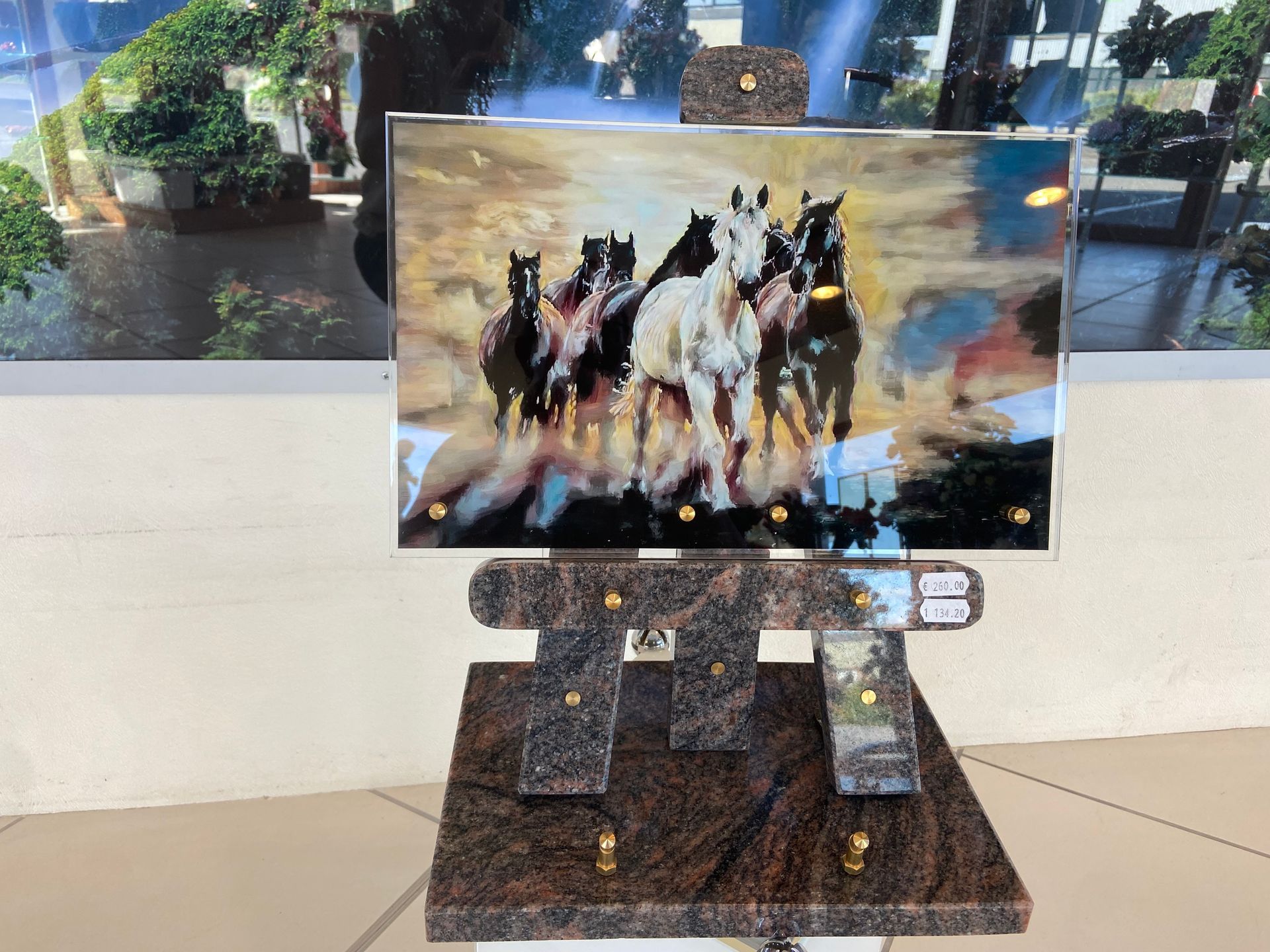 Plaques avec des chevaux