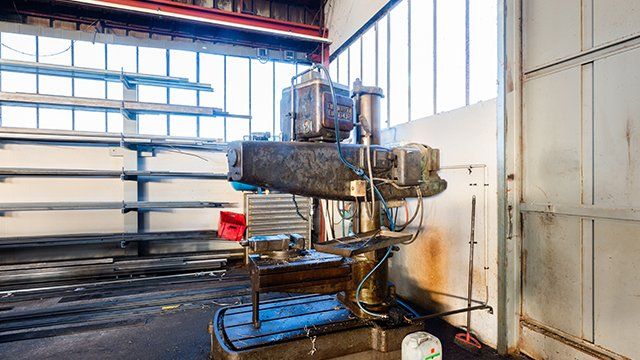 Gros plan sur outillage dans l'entrepôt de l'entreprise