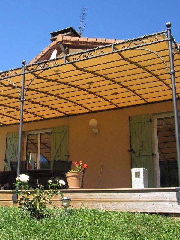 Pergola vue du bas