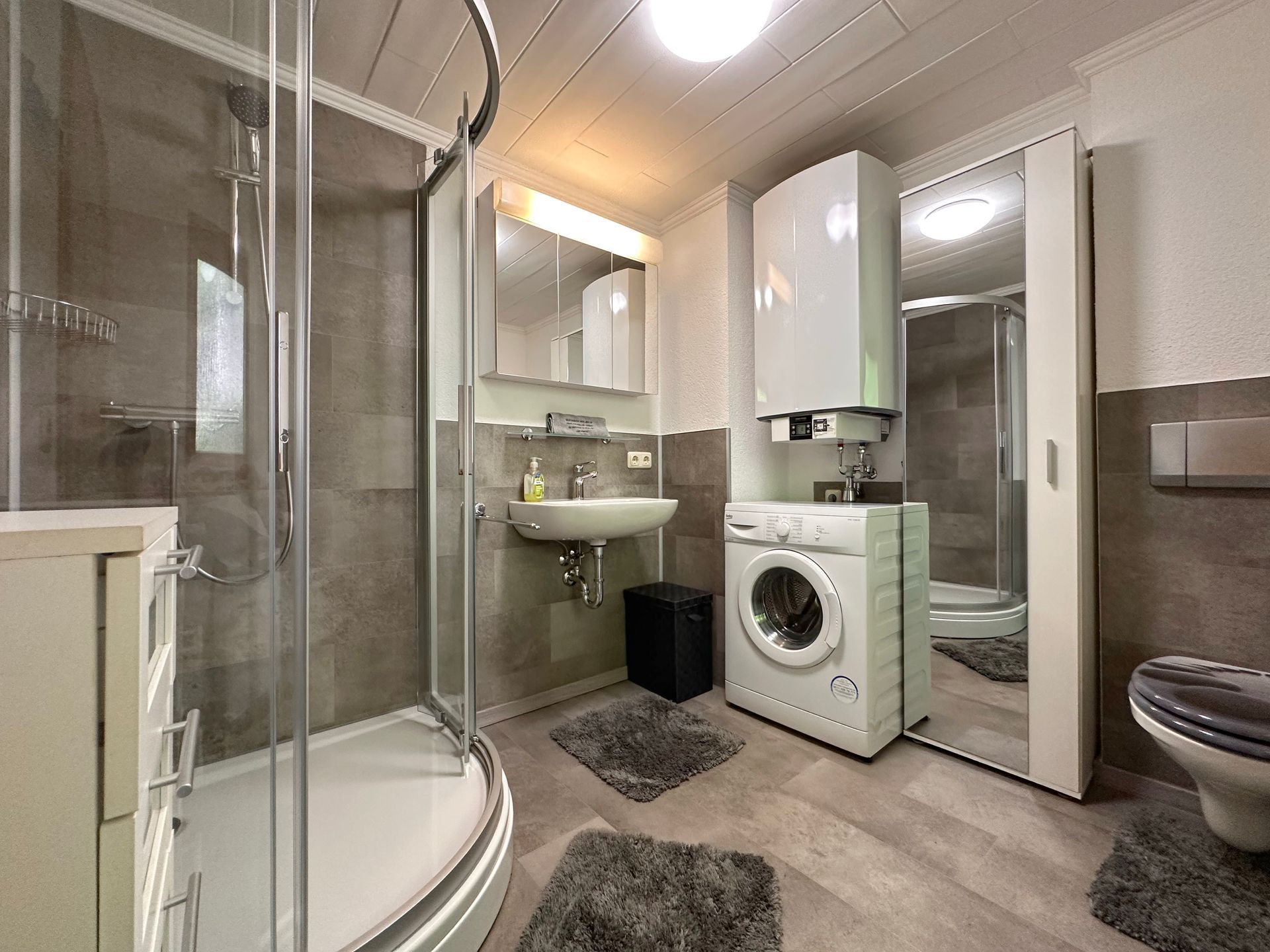 Ferienhaus Anna - Badezimmer