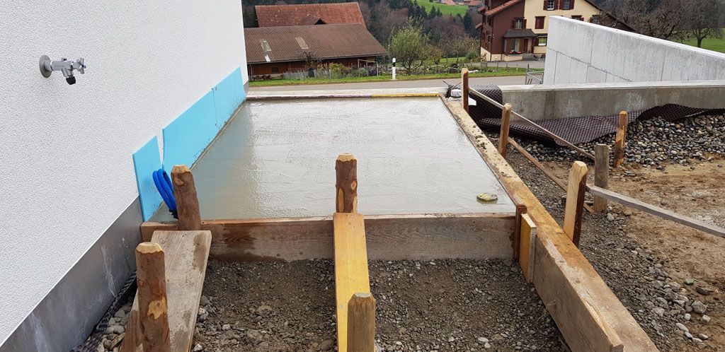 Betonplatte Gartenhaus - Hadorn Gartenbau