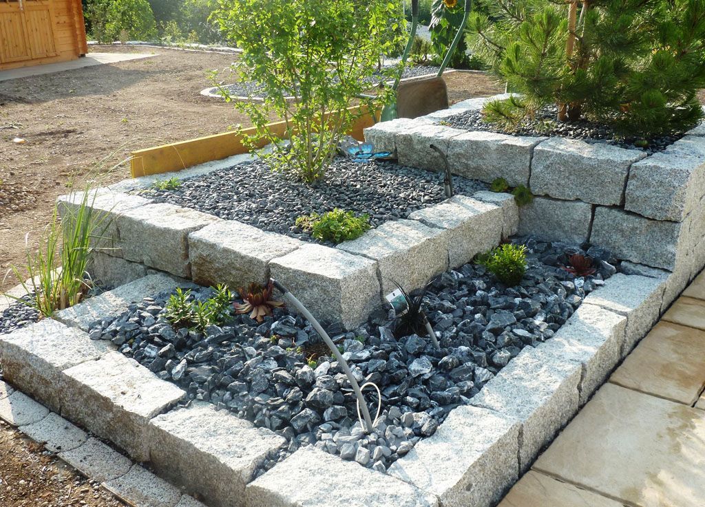 Bepflanzung mit Steingarten