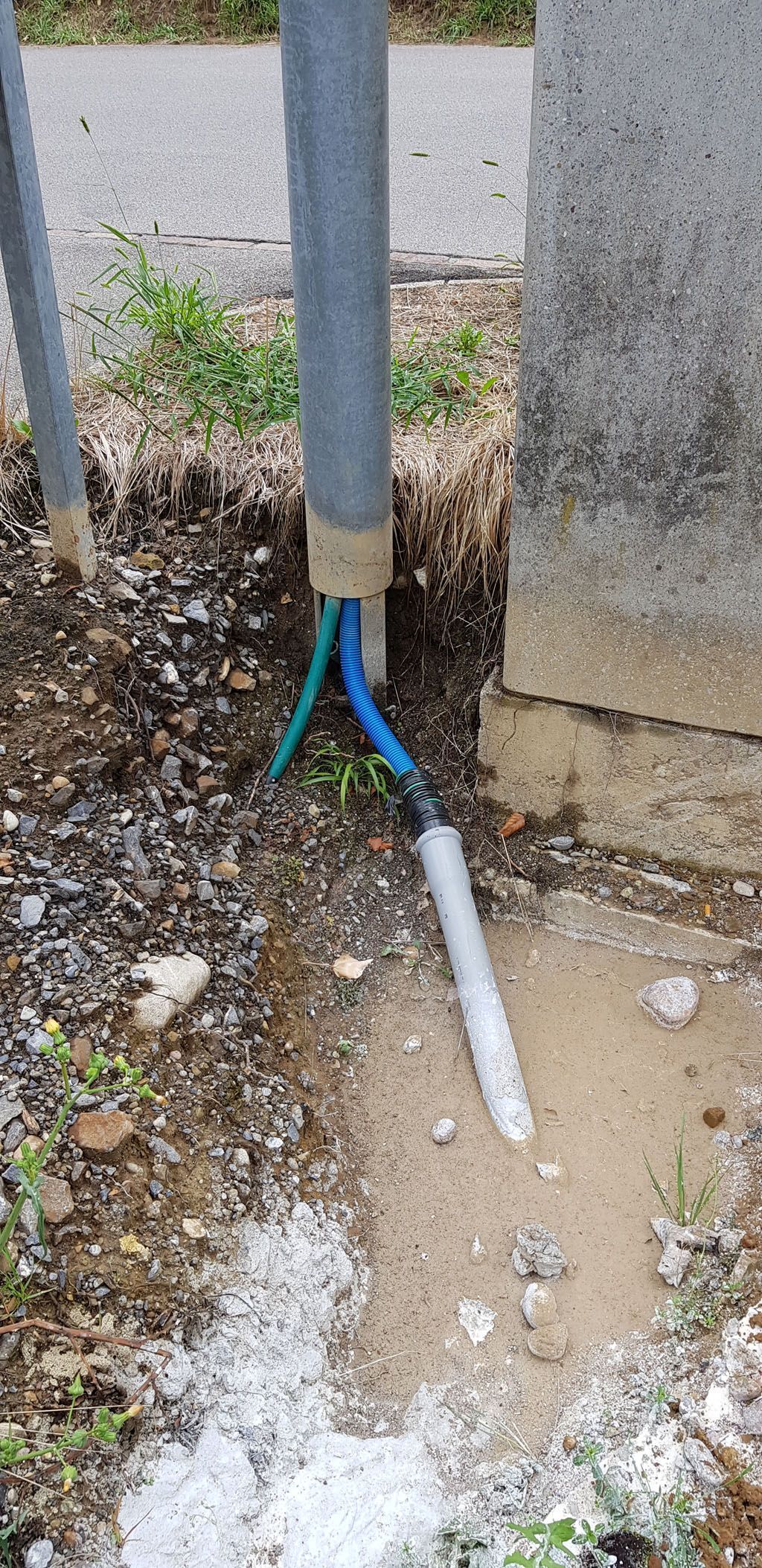 Div. Hausanschlüsse - Hadorn Gartenbau