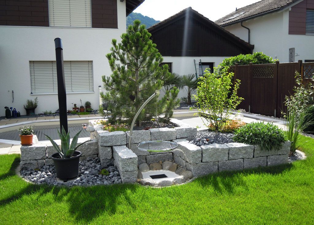 Gartengrill integriert in Mauer - Hadorn Gartenbau