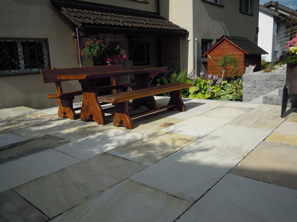 Sitzplatz mit offenen Fugen - Hadorn Gartenbau