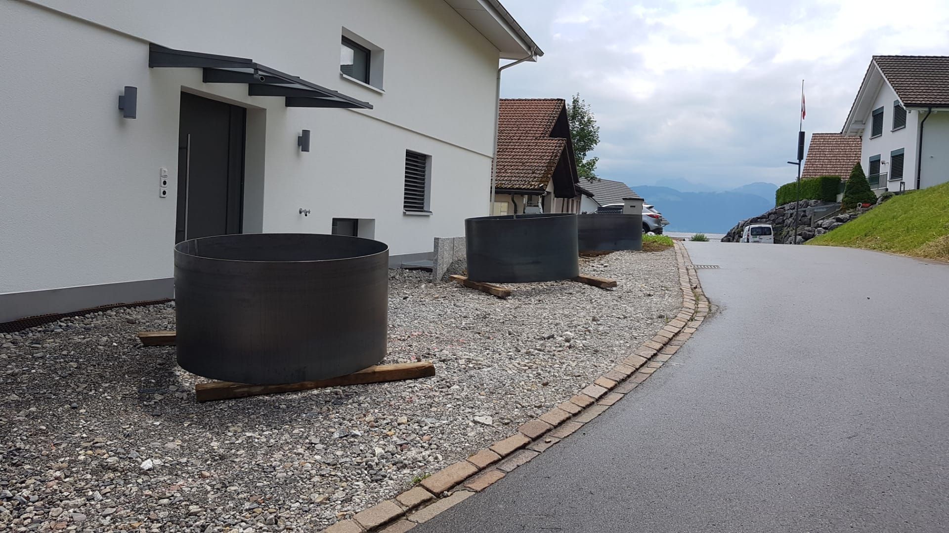 Metallpflanztröge - Hadorn Gartenbau