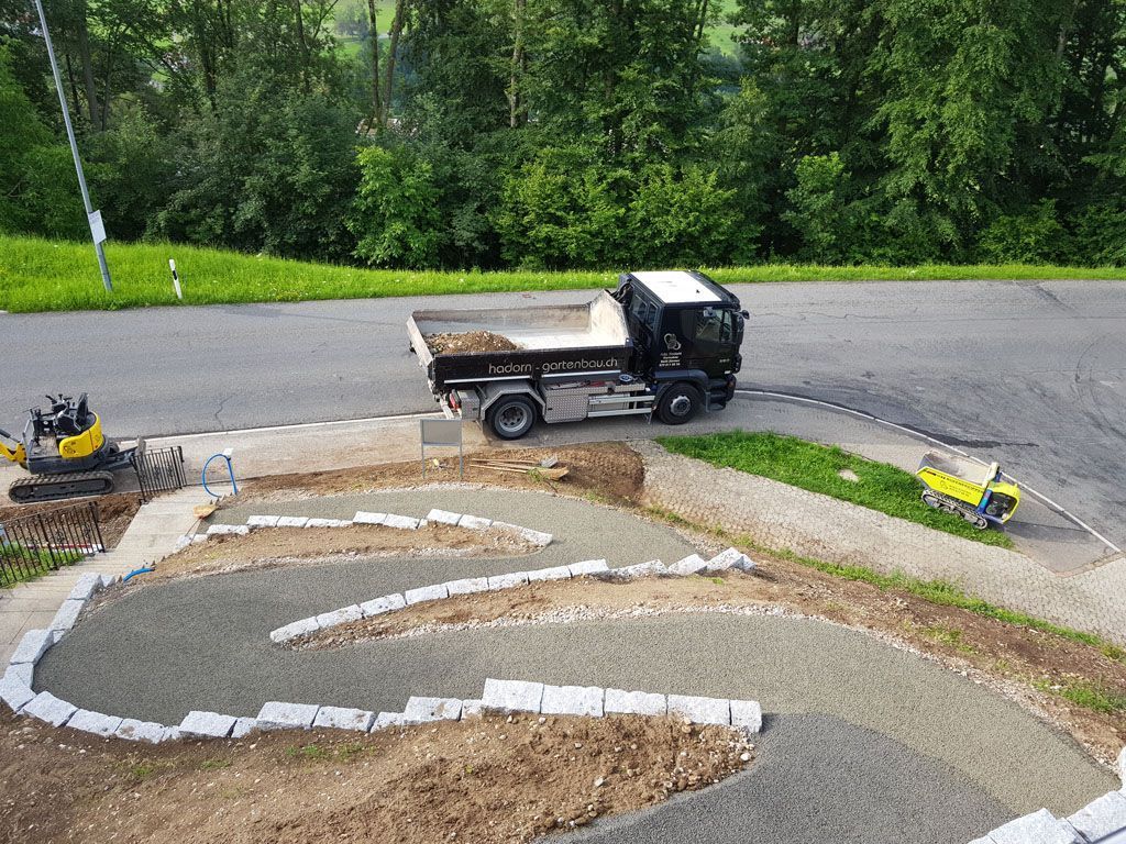 Sieckerbeton einbau - Hadorn Gartenbau
