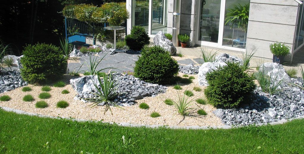 Steingarten bepflanzt - Hadorn Gartenbau