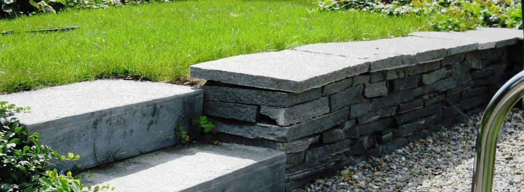 Maggia Natursteintreppe Gespalten - Hadorn Gartenbau