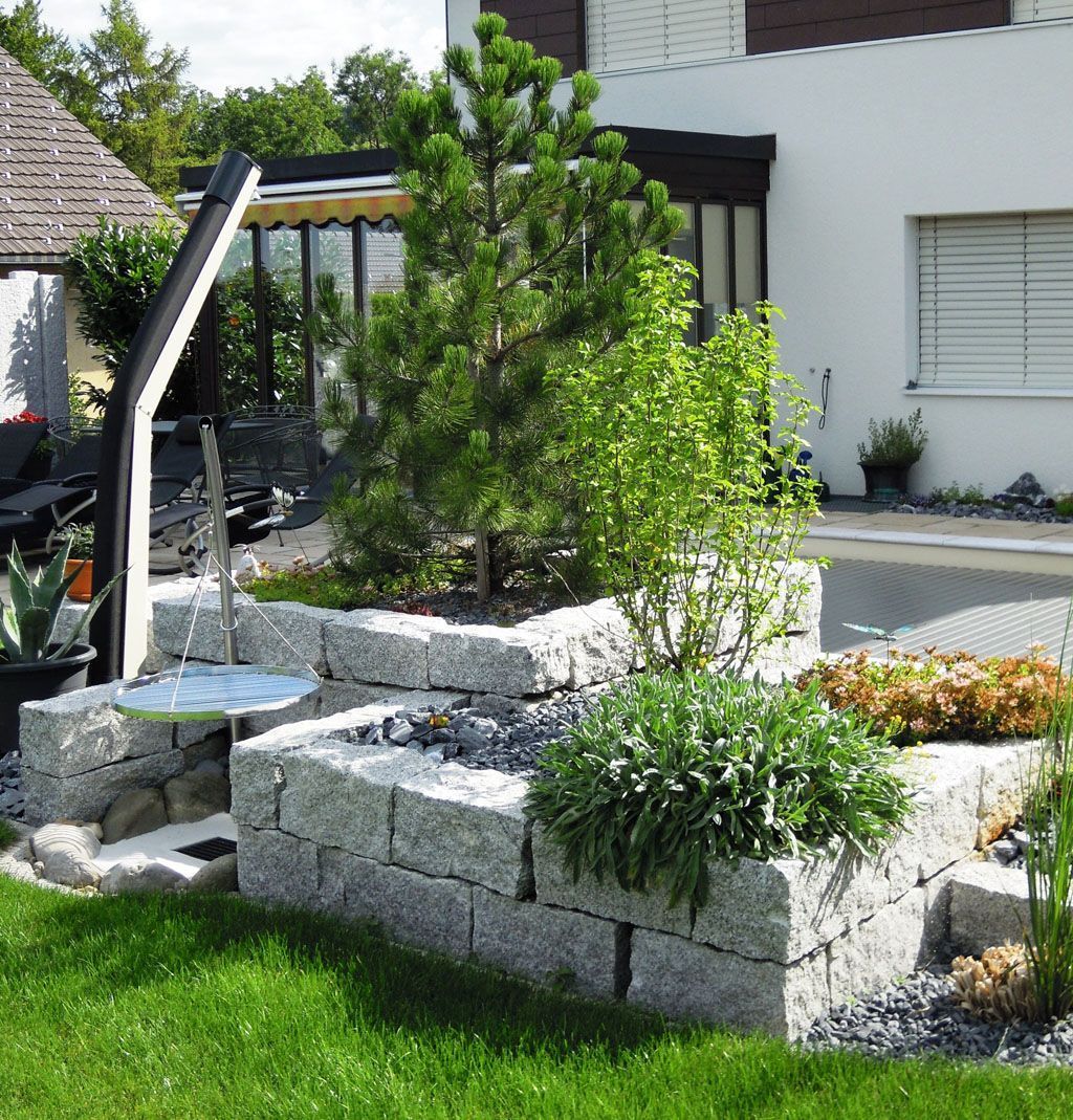 Grill aus Chromstahl - Hadorn Gartenbau