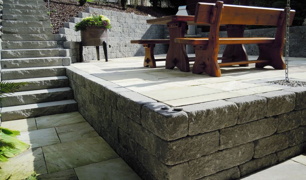 Sitzplatzerhöhung - Hadorn Gartenbau