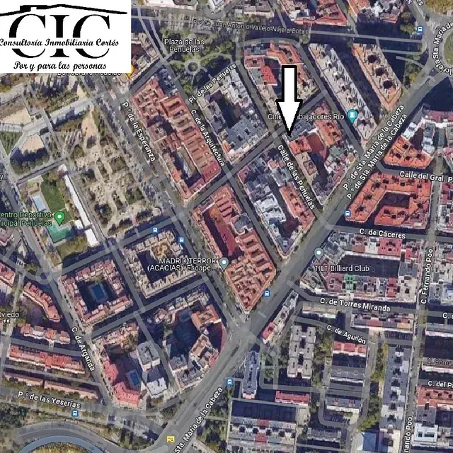 Una vista aérea de una ciudad con una flecha apuntando hacia CIC.