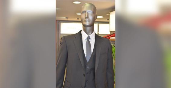 XY Boutique Angers Cravates et costumes trois pièces pour hommes