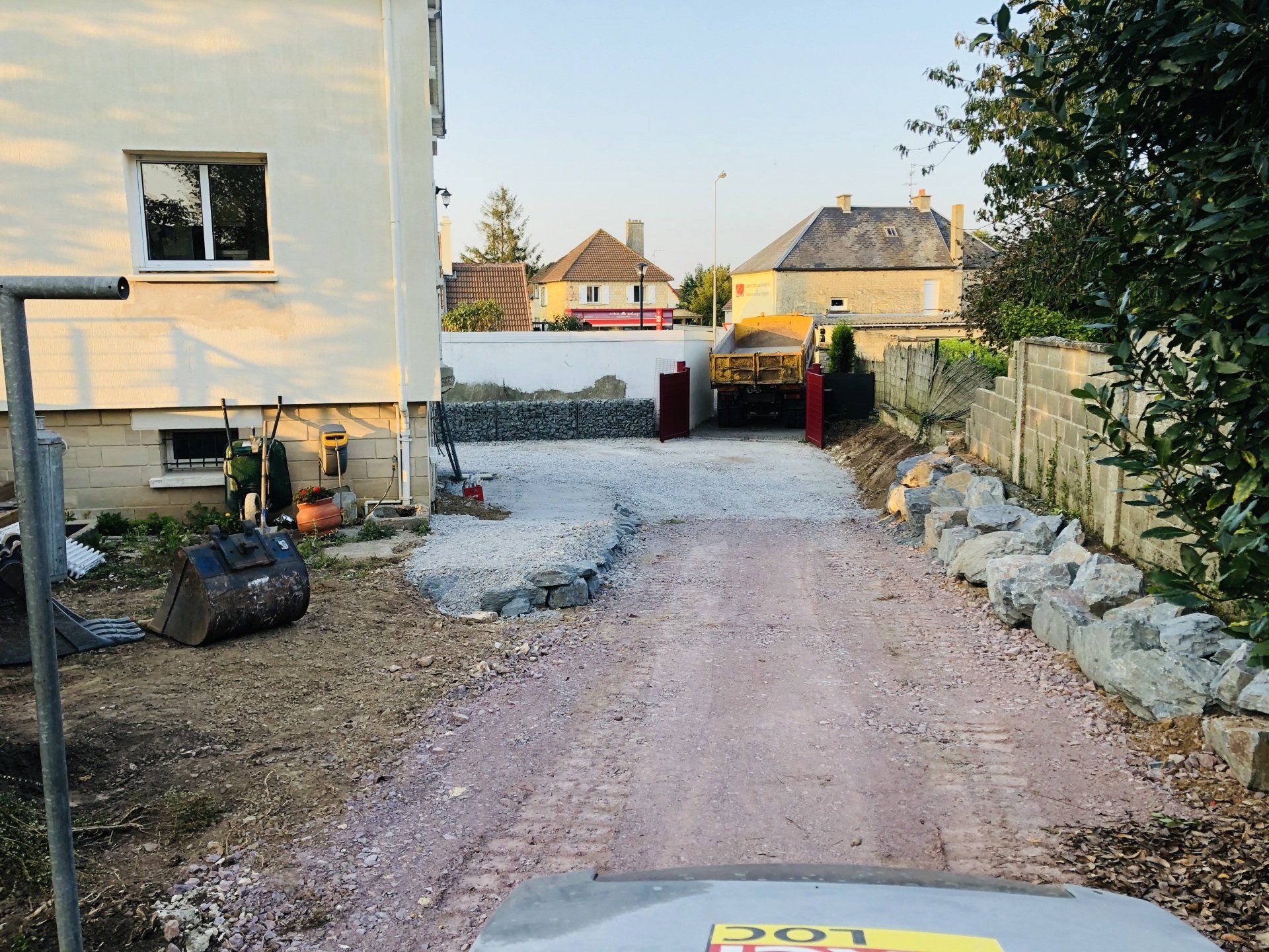 Création d'enrochement et pose de gabions