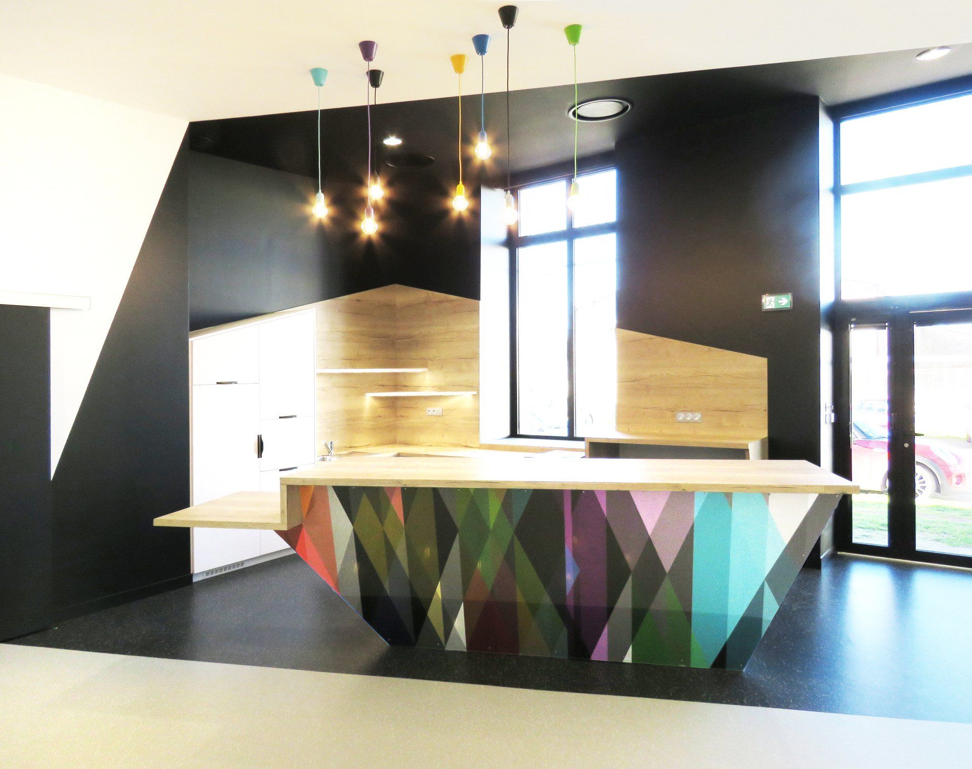 Cuisine moderne et design dans un workshop