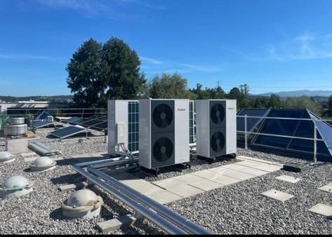 Wärmepumpen-System für nachhaltige Heizlösungen - Yilmaz Haustechnik