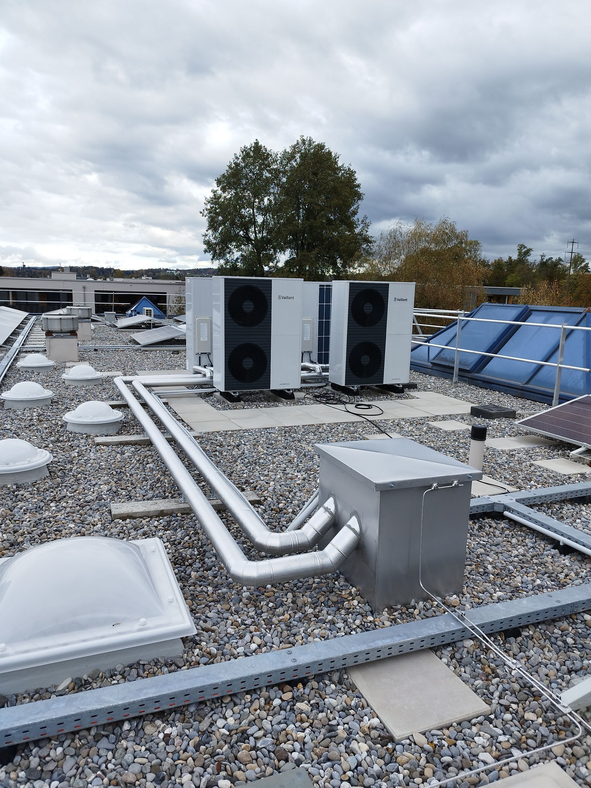 Wärmepumpen-System für nachhaltige Heizlösungen - Yilmaz Haustechnik