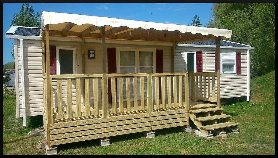 Terrasse d'un mobil-home