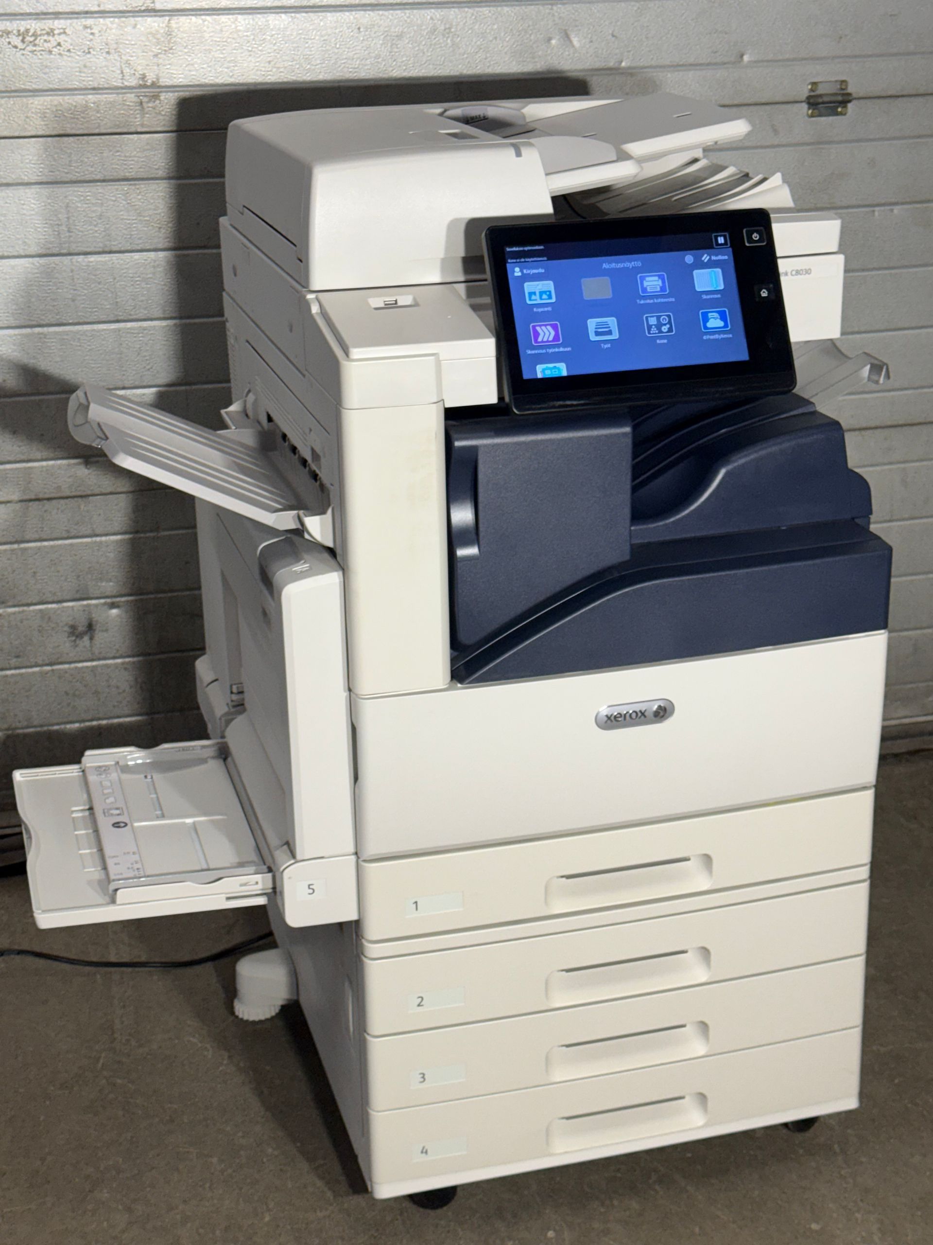 Xerox AltaLink C8030värimonitoimilaite