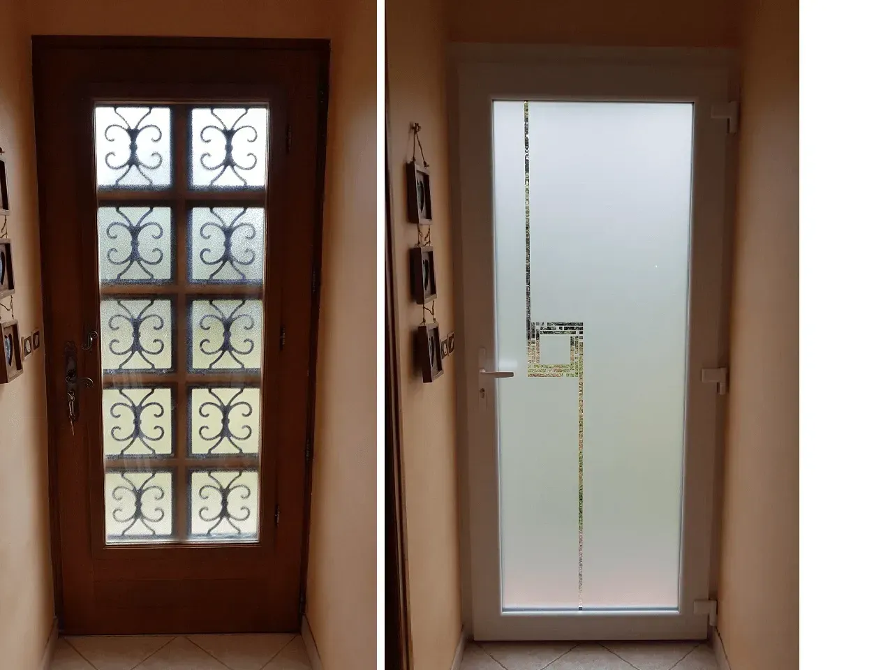 Deux portes : l'une en bois avec du verre décoratif, l'autre blanche avec du verre dépoli et un motif.