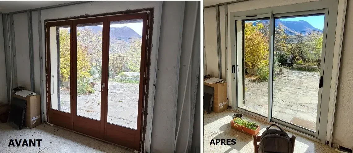 Avant et après le remplacement des portes. Les anciennes portes pliantes marron ont été remplacées par de nouvelles portes coulissantes en verre. Montagnes en arrière-plan.