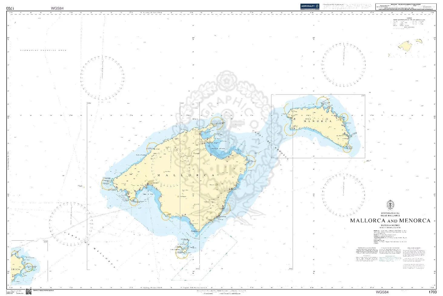 Carta náutica de Mallorca y Menorca con sondajes de profundidad, símbolos de navegación y líneas de cuadrícula sobre un fondo claro.