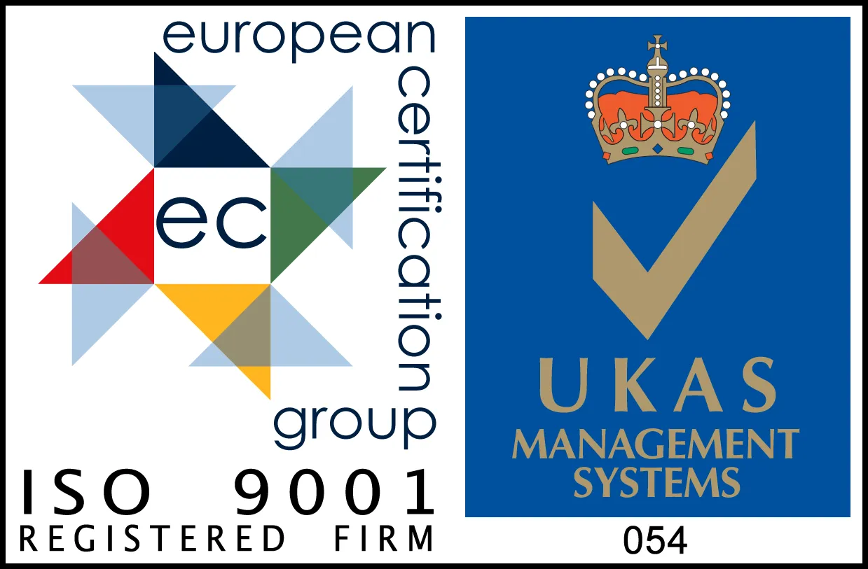 Logotipo de certificación de empresa registrada ISO 9001 que incluye el emblema del Grupo Europeo de Certificación y el símbolo UKAS.