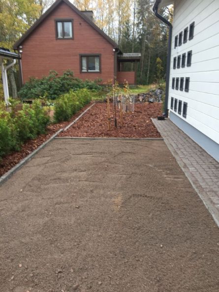 omakotitalon pihan suunnittelu