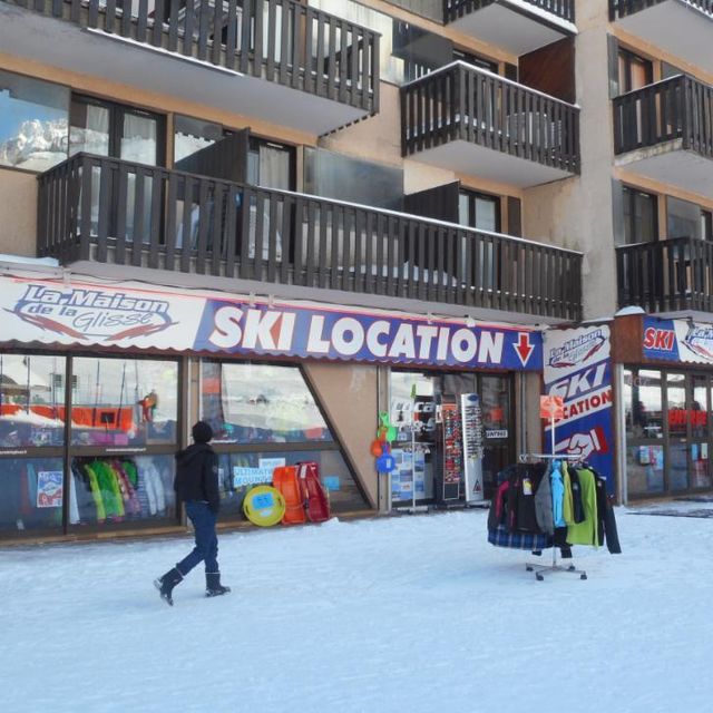 Miniskis - La Maison de la Glisse - Location de Ski à Réallon